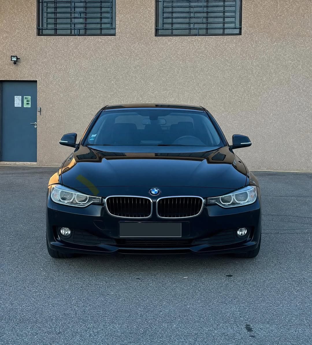 BMW Série 3 F30 316d, photo 1